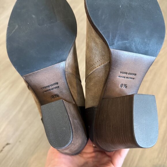 Aquatalia Booties Size 8.5 Color Brown - Picture 7 of 7